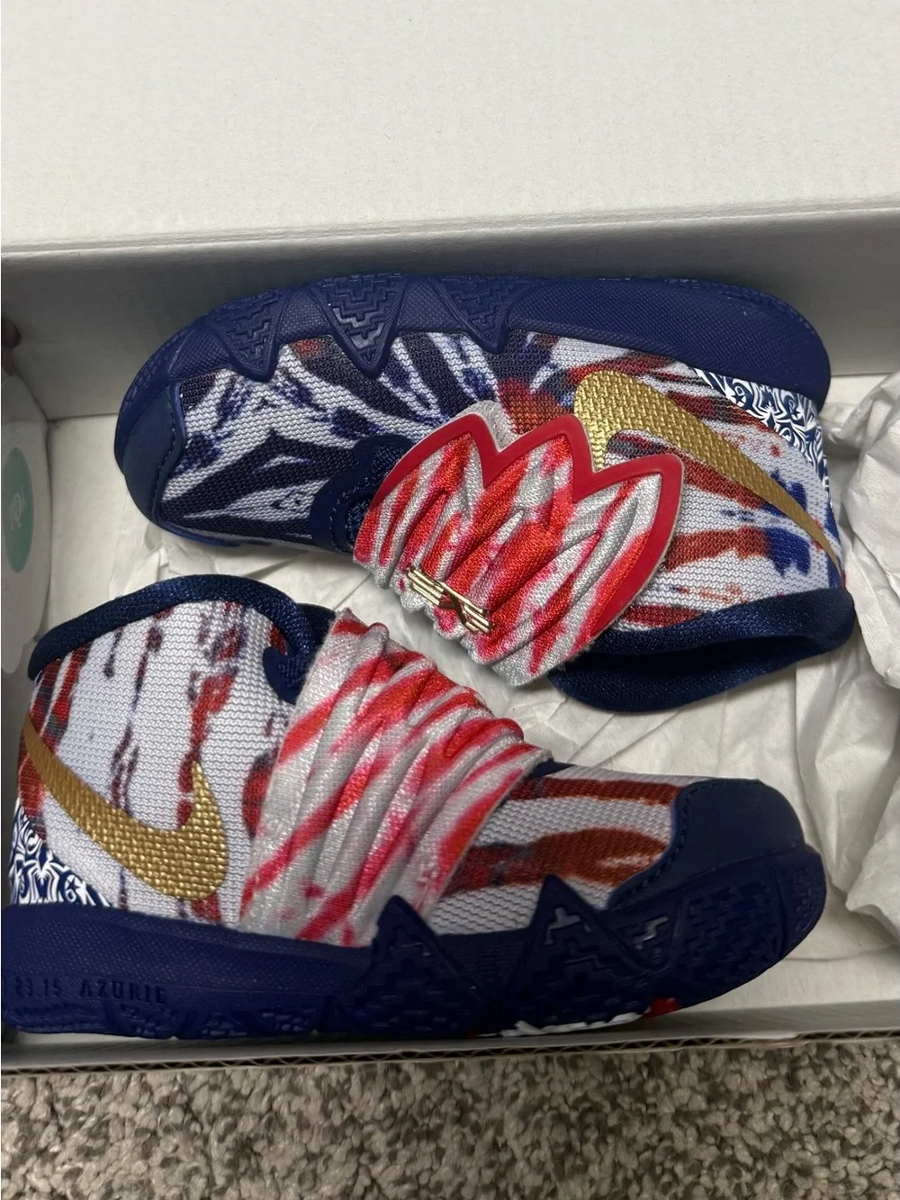 Nike Kids Sneakers in Navy, Red, White & Brown